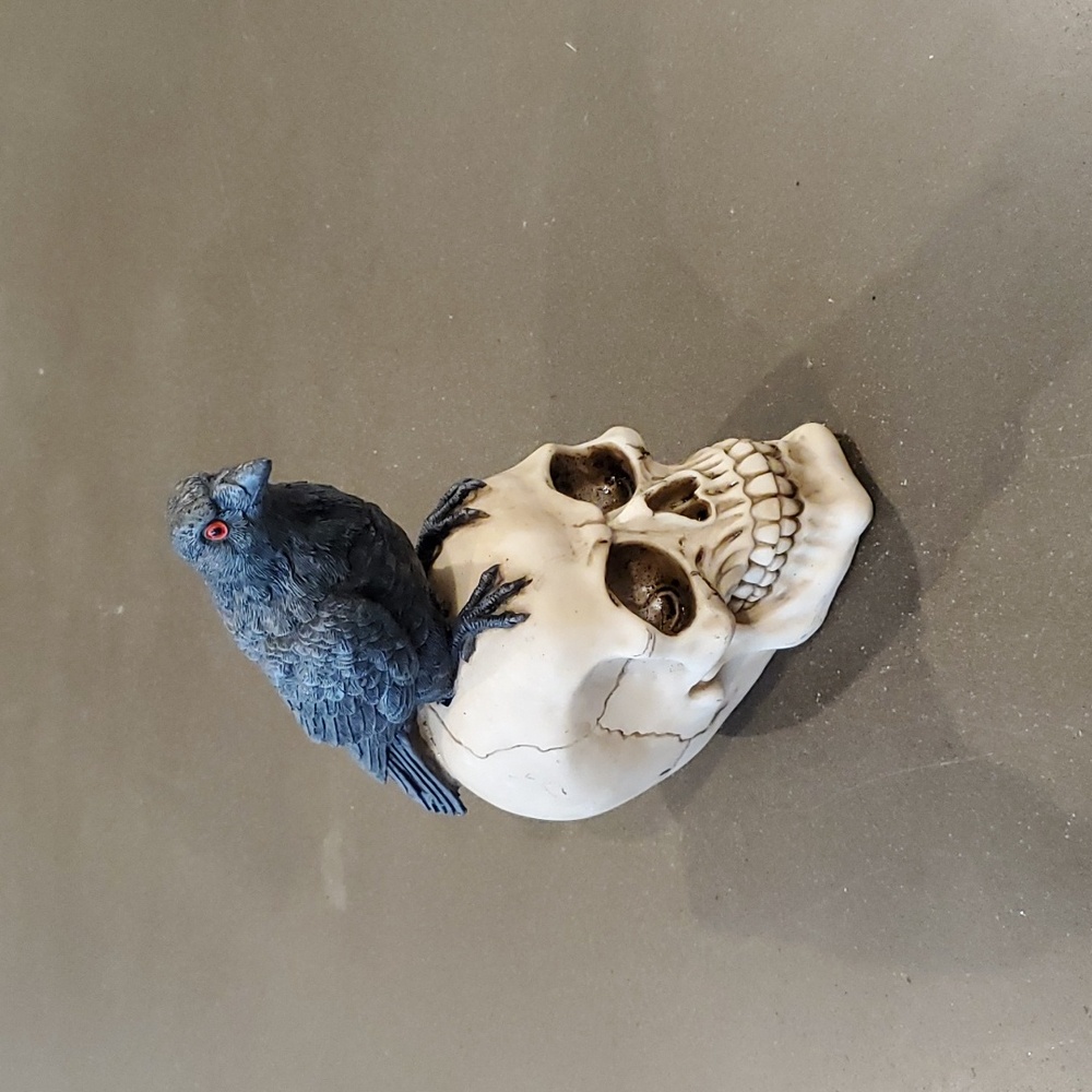 Halloween decor